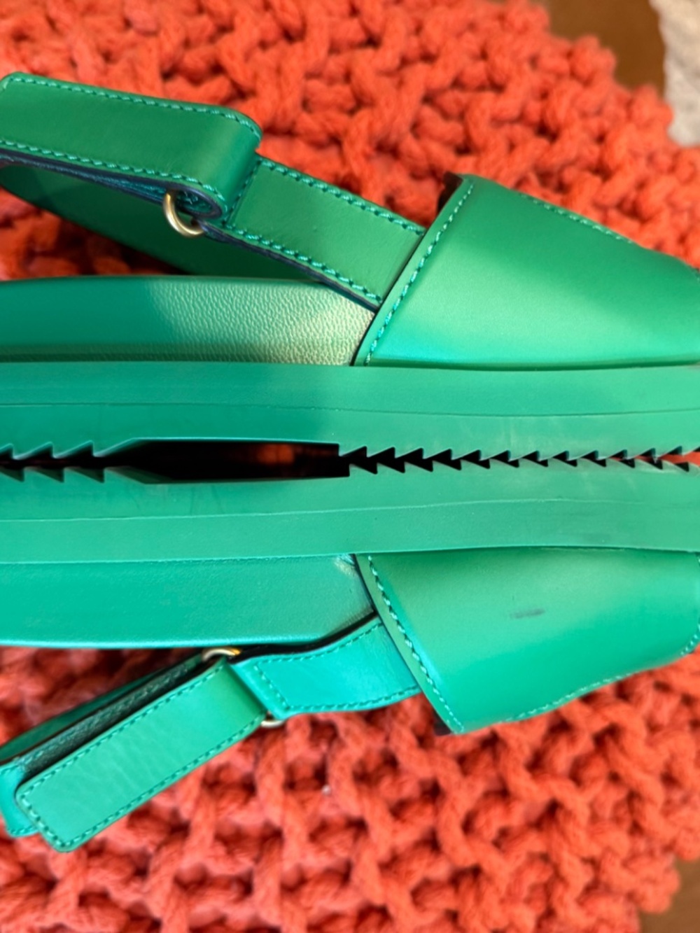 Gucci GG Interlocking G - Open Toe Green Platform Sandal - Size 6 - Picture 5 of 7